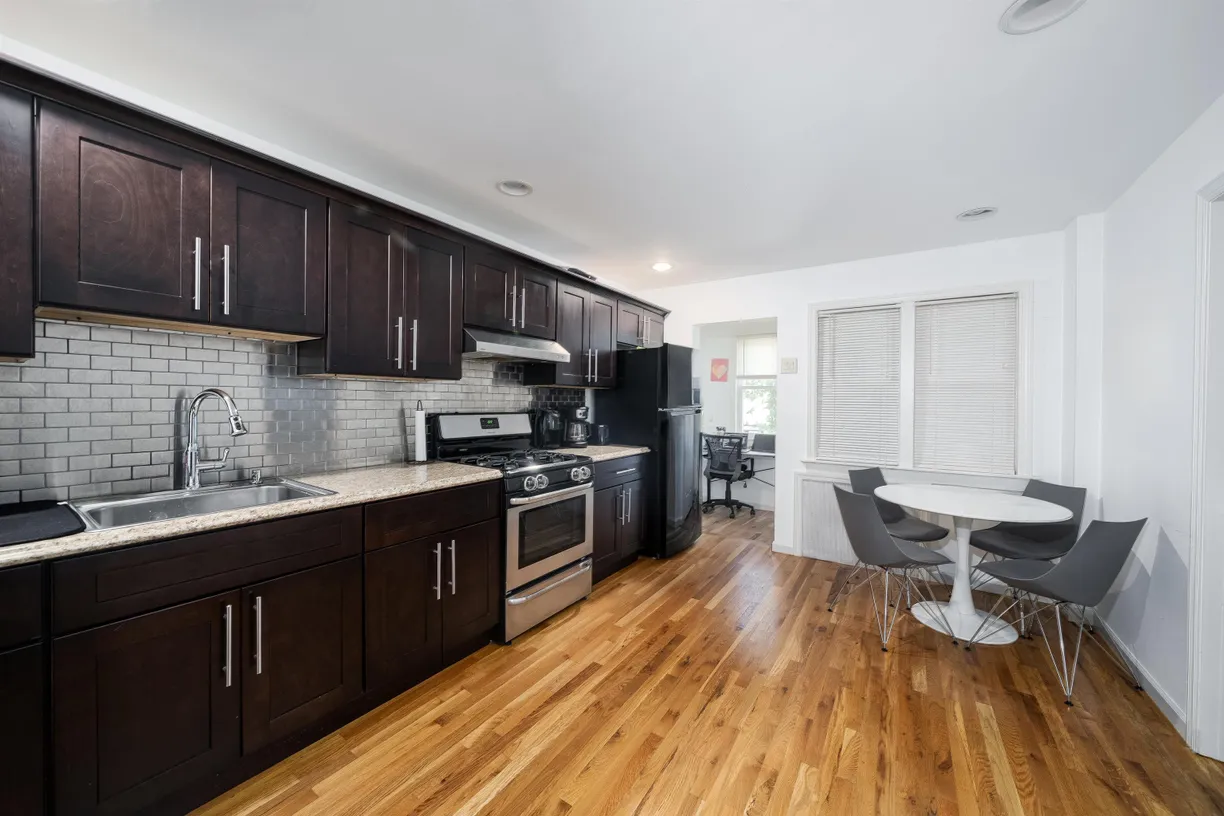 Jersey City/Hoboken Real Estate | View 192 Prospect Ave | room 2