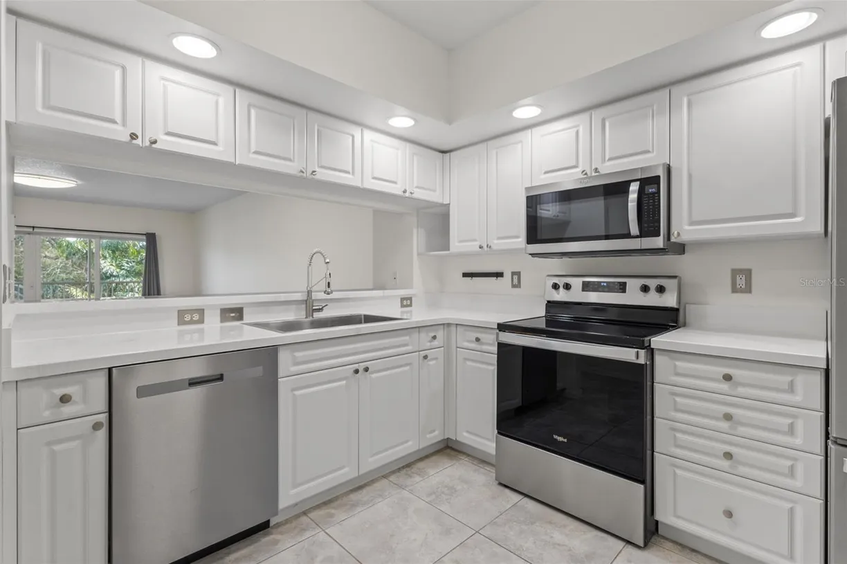 Sarasota/St. Petersburg Real Estate | View 960 Starkey Road #5203 | 3 Beds, 2 Baths