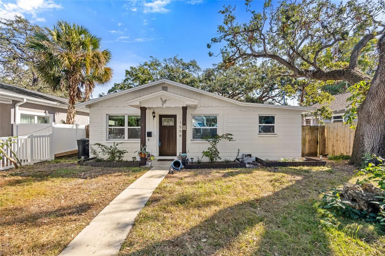 Sarasota/St. Petersburg Real Estate | View 1558 13th Street S | 3 Beds, 2 Baths