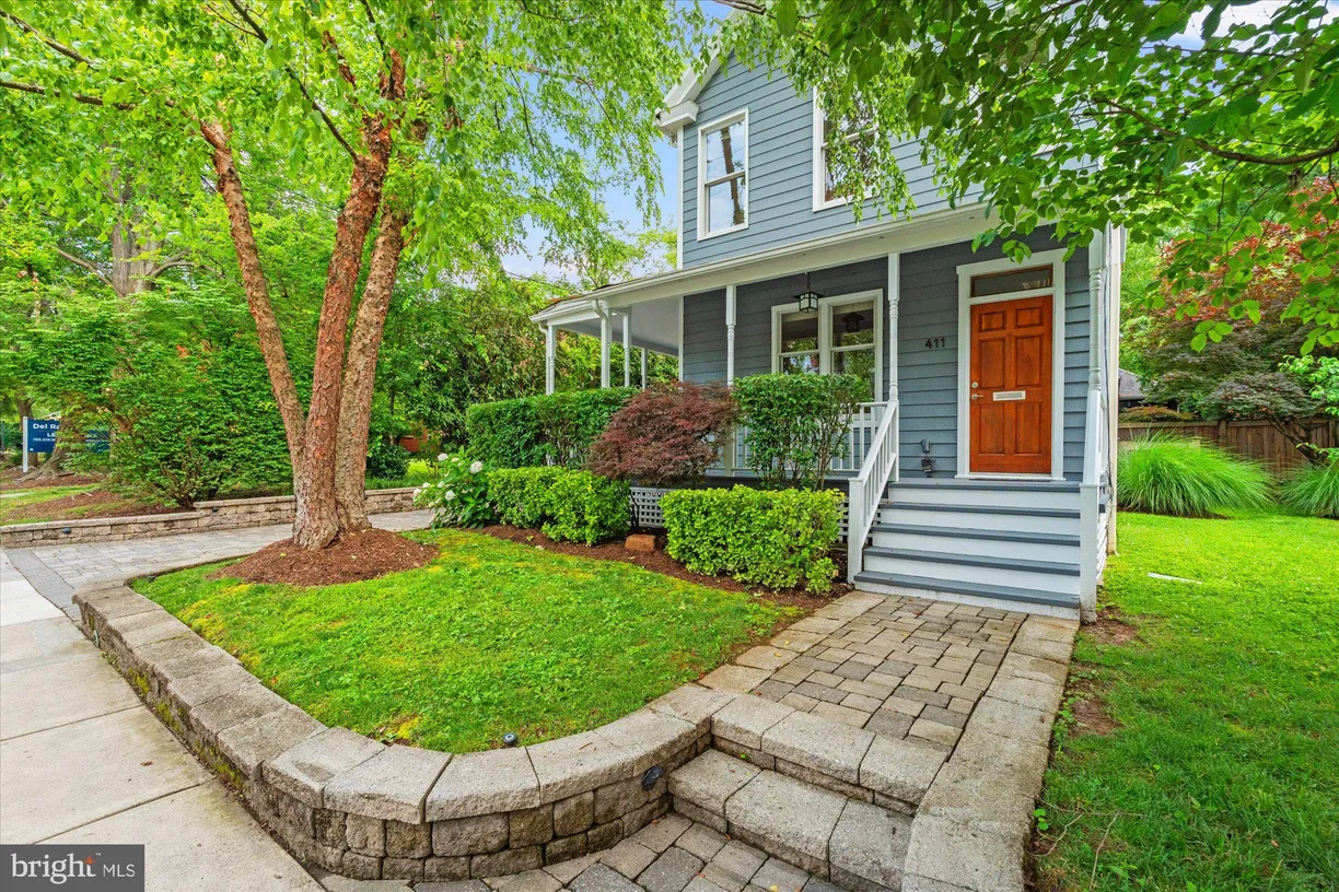 Washington Metro Area Real Estate | View 411 E Bellefonte Avenue | room 1