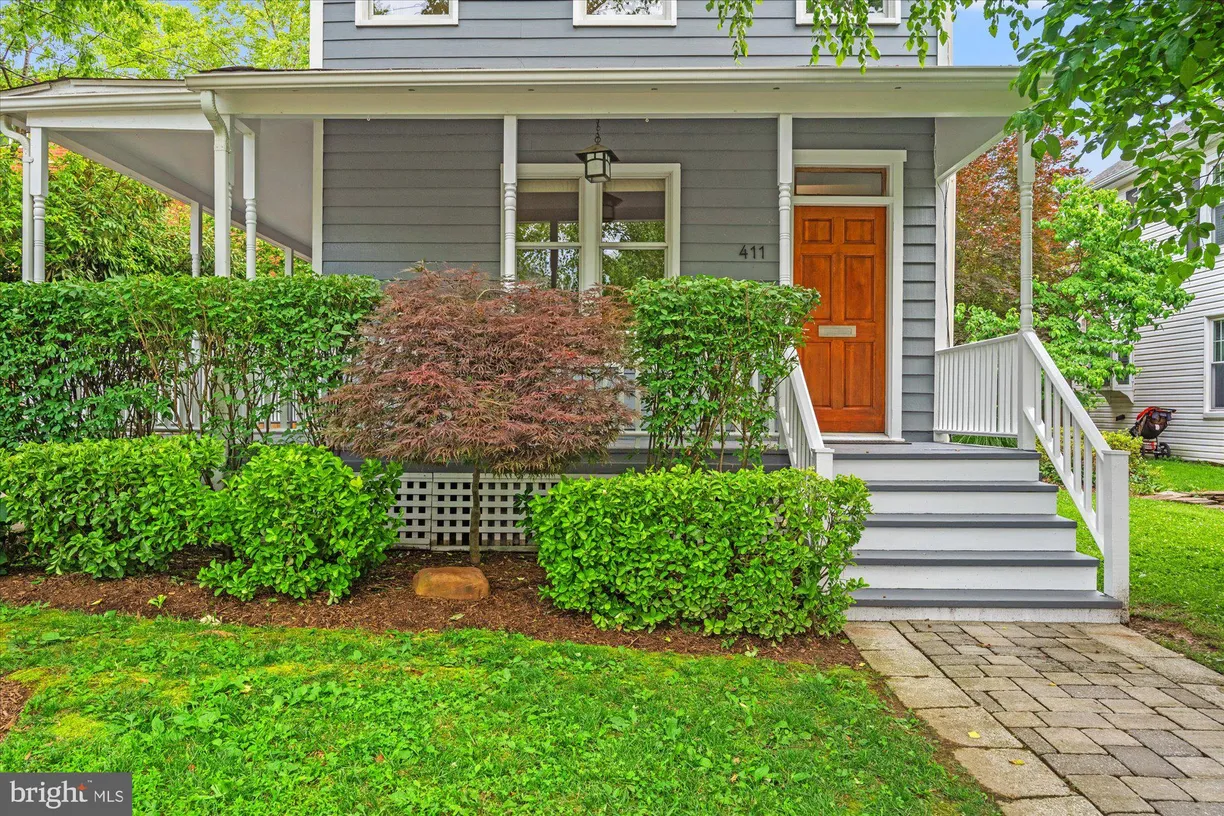 Washington Metro Area Real Estate | View 411 E Bellefonte Avenue | room 2