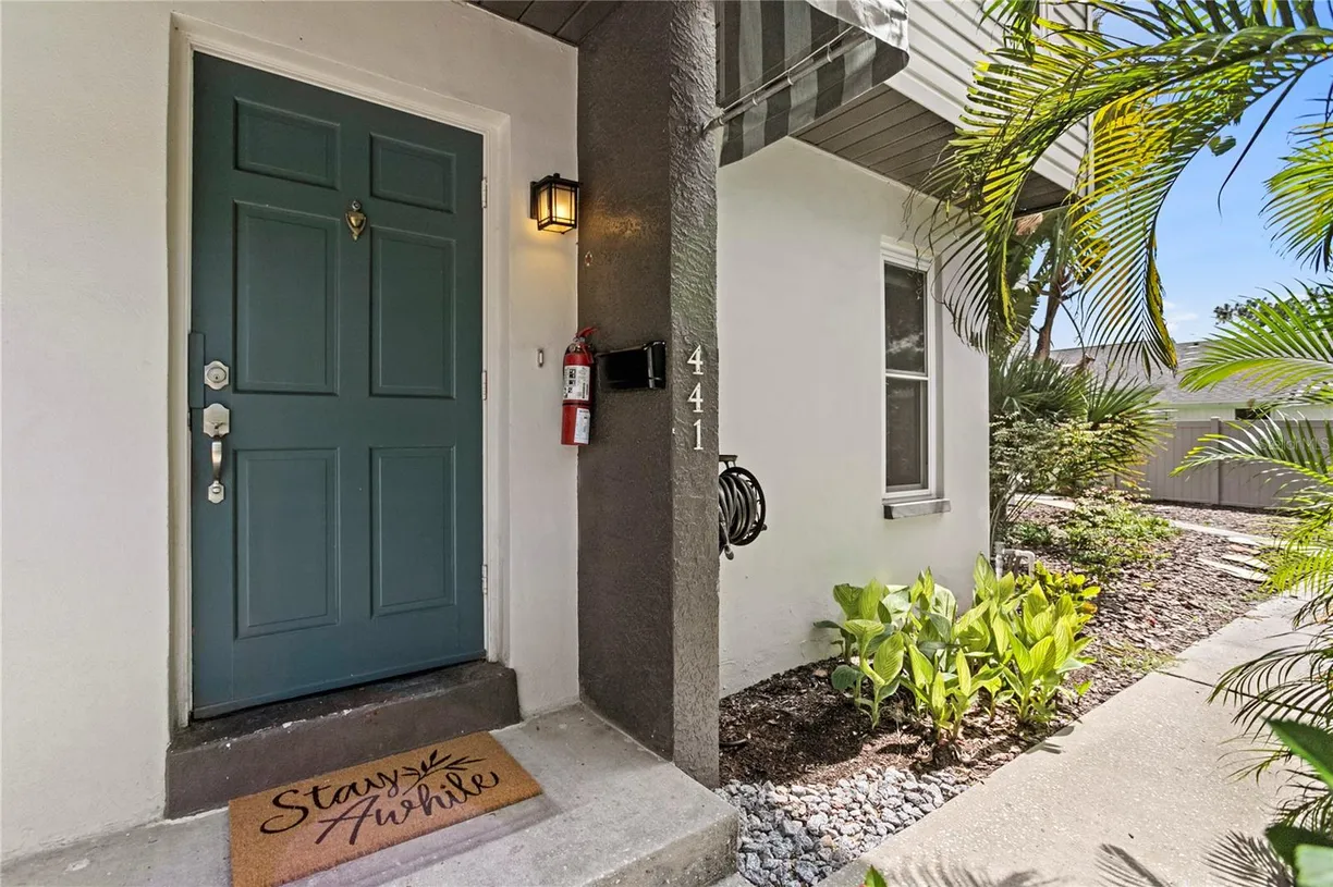 Sarasota/St. Petersburg Real Estate | View 441 75th Avenue N | 2 Beds, 1 Bath
