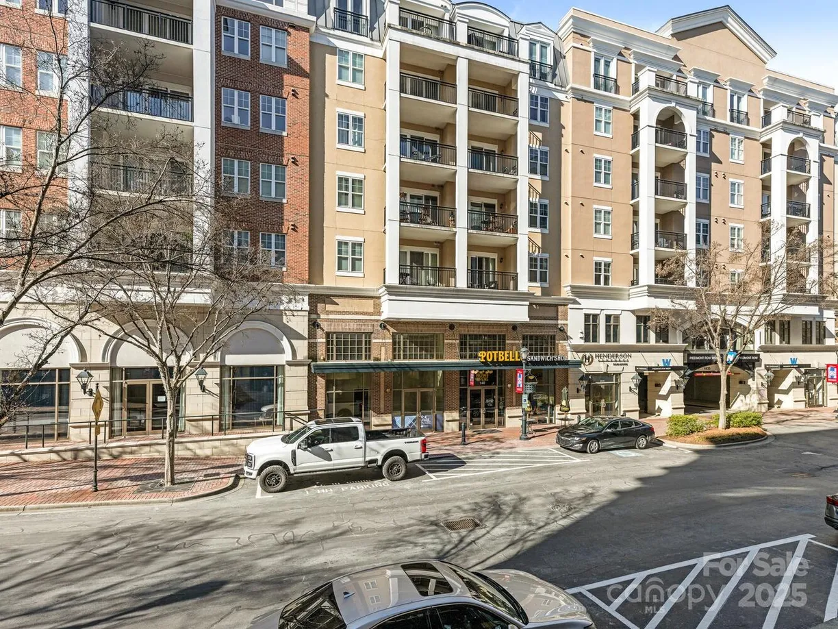 Charlotte Real Estate | View 4620 Piedmont Row Drive #608 | 2 Beds, 2 Baths