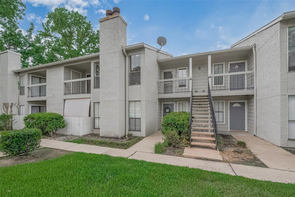 Houston Real Estate | View 17331 Red Oak Drive #36 | room 2