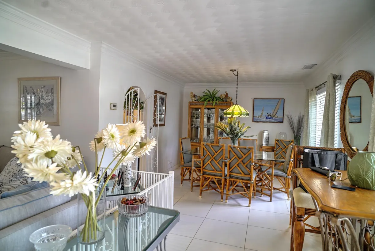 Bahamas Real Estate | View 12 Woodland Road #1 | room 2