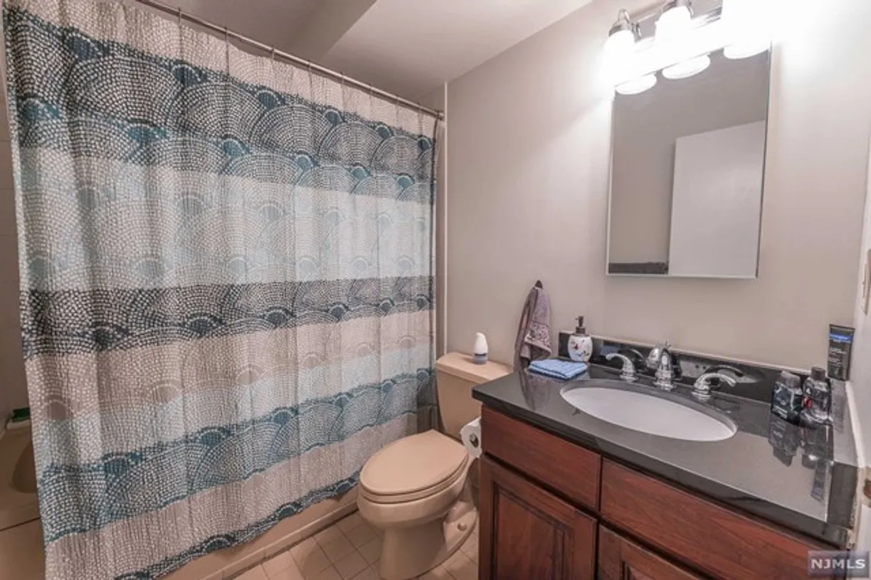 Rockland/Orange/NJ Real Estate | View 326 Prospect Avenue Unit# 5C | room 14 | View 15