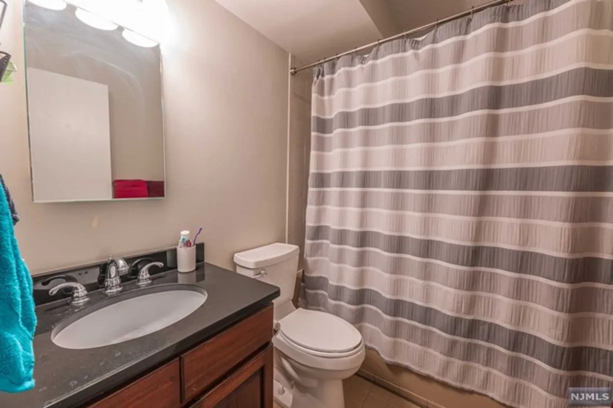 Rockland/Orange/NJ Real Estate | View 326 Prospect Avenue Unit# 5C | room 10 | View 11