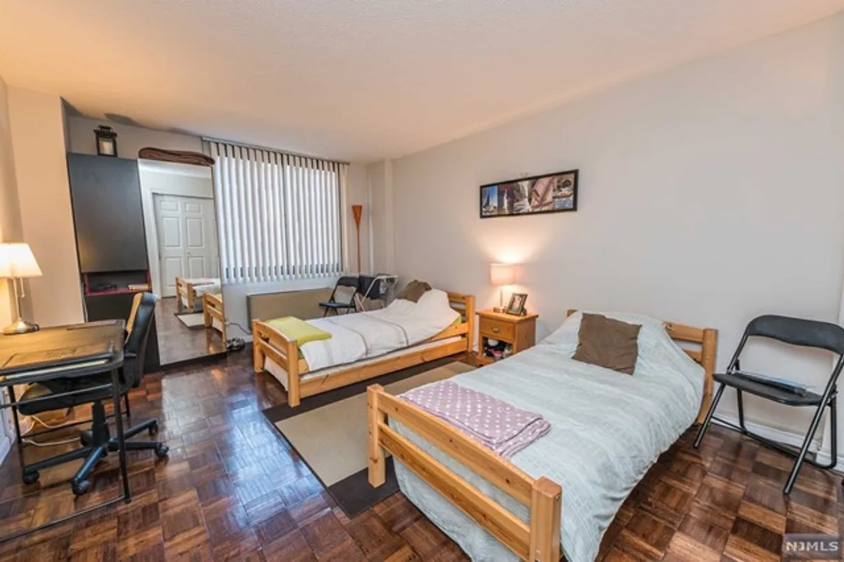 Rockland/Orange/NJ Real Estate | View 326 Prospect Avenue Unit# 5C | room 12 | View 13