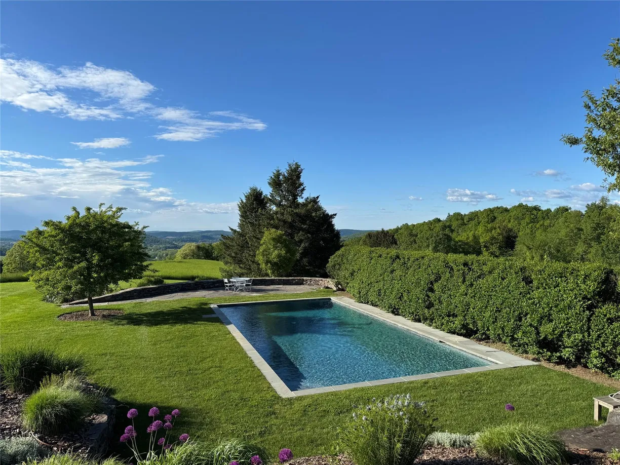 Hudson Valley Real Estate | View 310 Carpenter Hill Road | room 2
