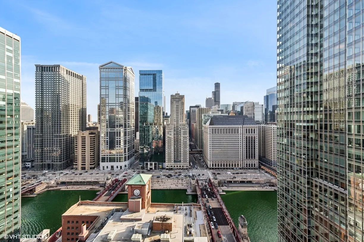 Chicago Real Estate | View 345 N Lasalle, 3505 | room 1