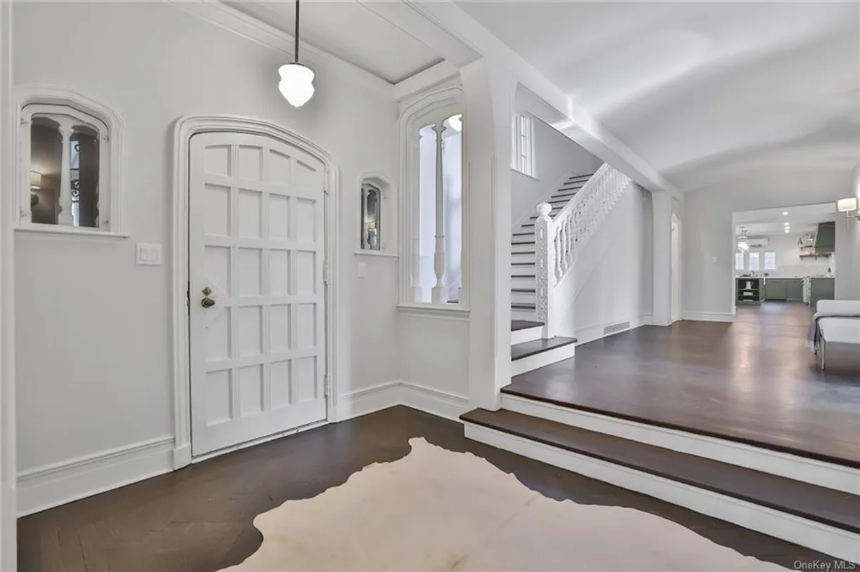 Westchester Real Estate | View 20 Beech Lane | room 1