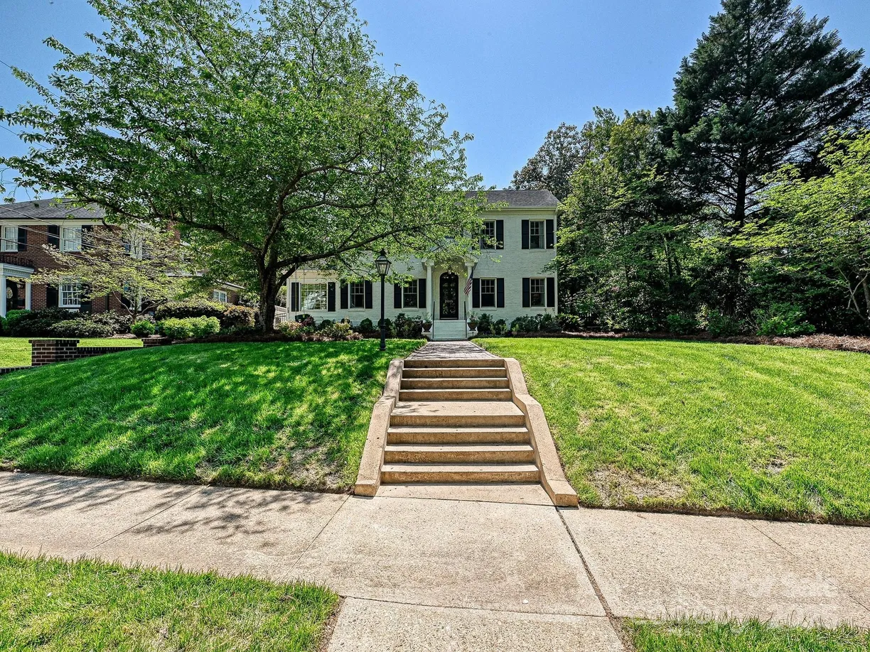 Charlotte Real Estate | View 2018 Radcliffe Avenue | room 1