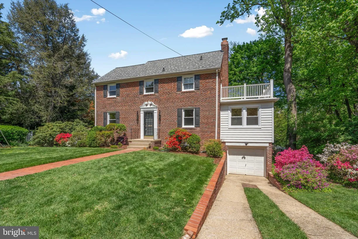 Washington Metro Area Real Estate | View 9220 Kingsbury Drive | room 1