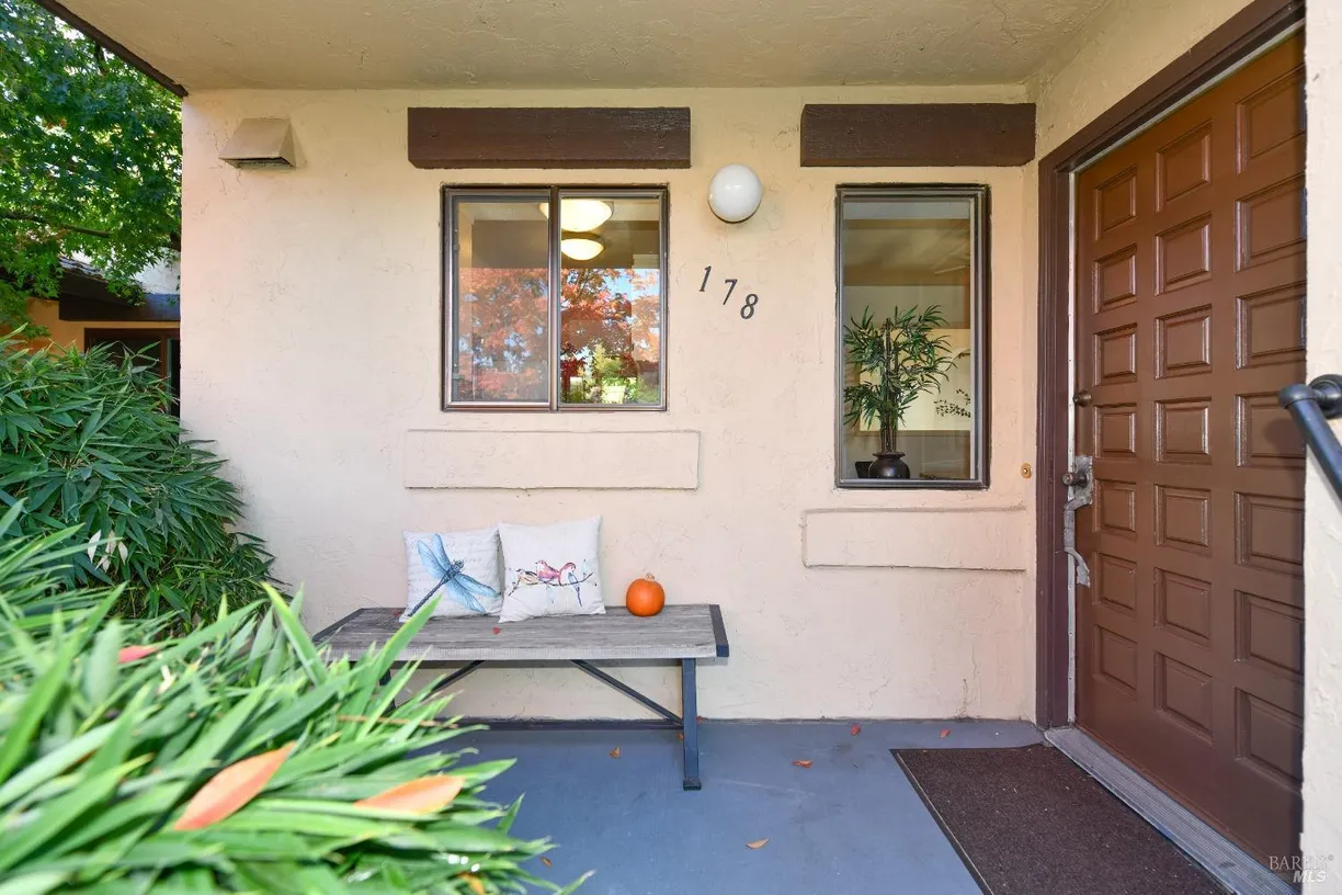 Northern California Real Estate | View 178 La Mancha Drive | room 1