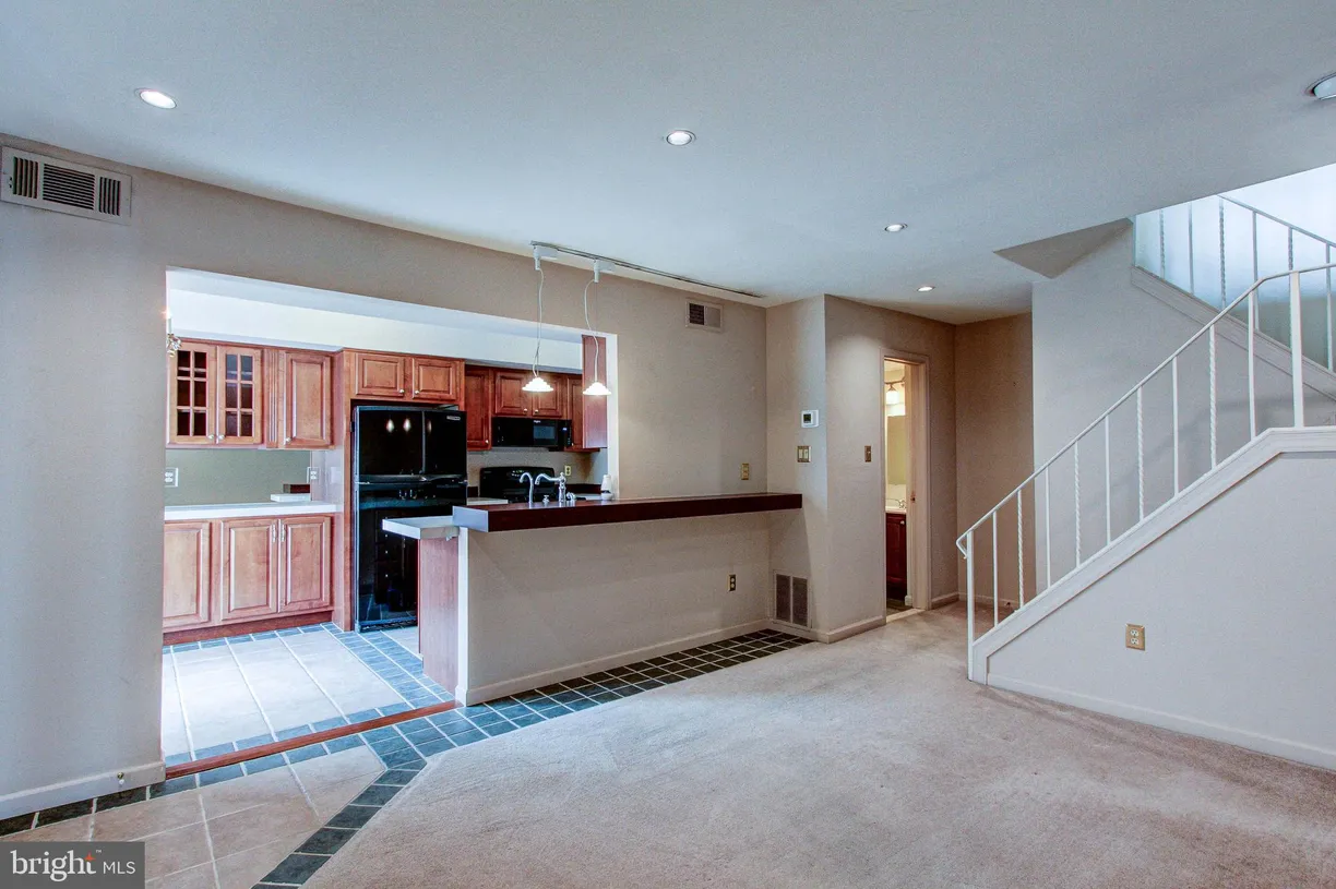 Central NJ/Bucks County, PA Real Estate | View 204 Saratoga Court | room 1