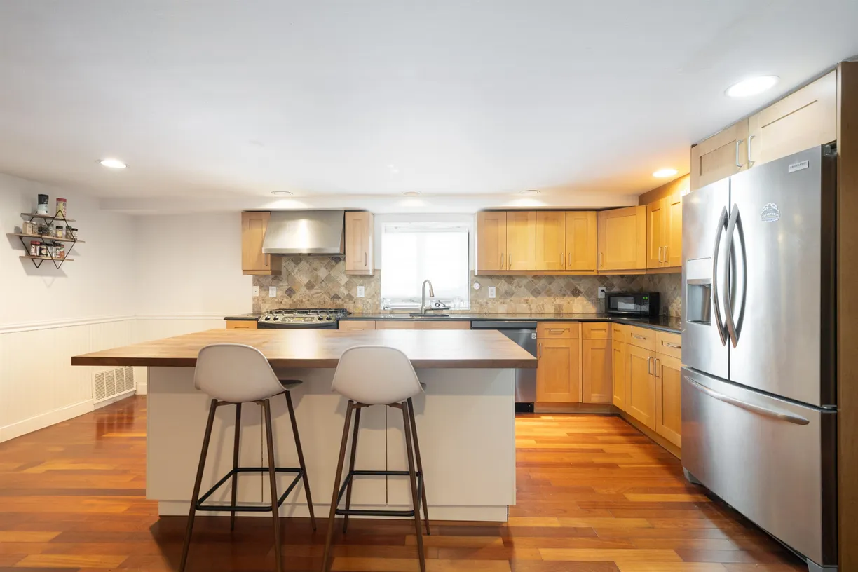 Jersey City/Hoboken Real Estate | View 344 Paterson Plank Rd Unit# 1 | room 2