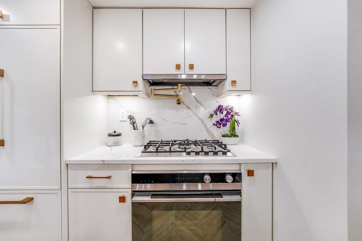 Jersey City/Hoboken Real Estate | View 211 5th St Unit# 1L | room 1