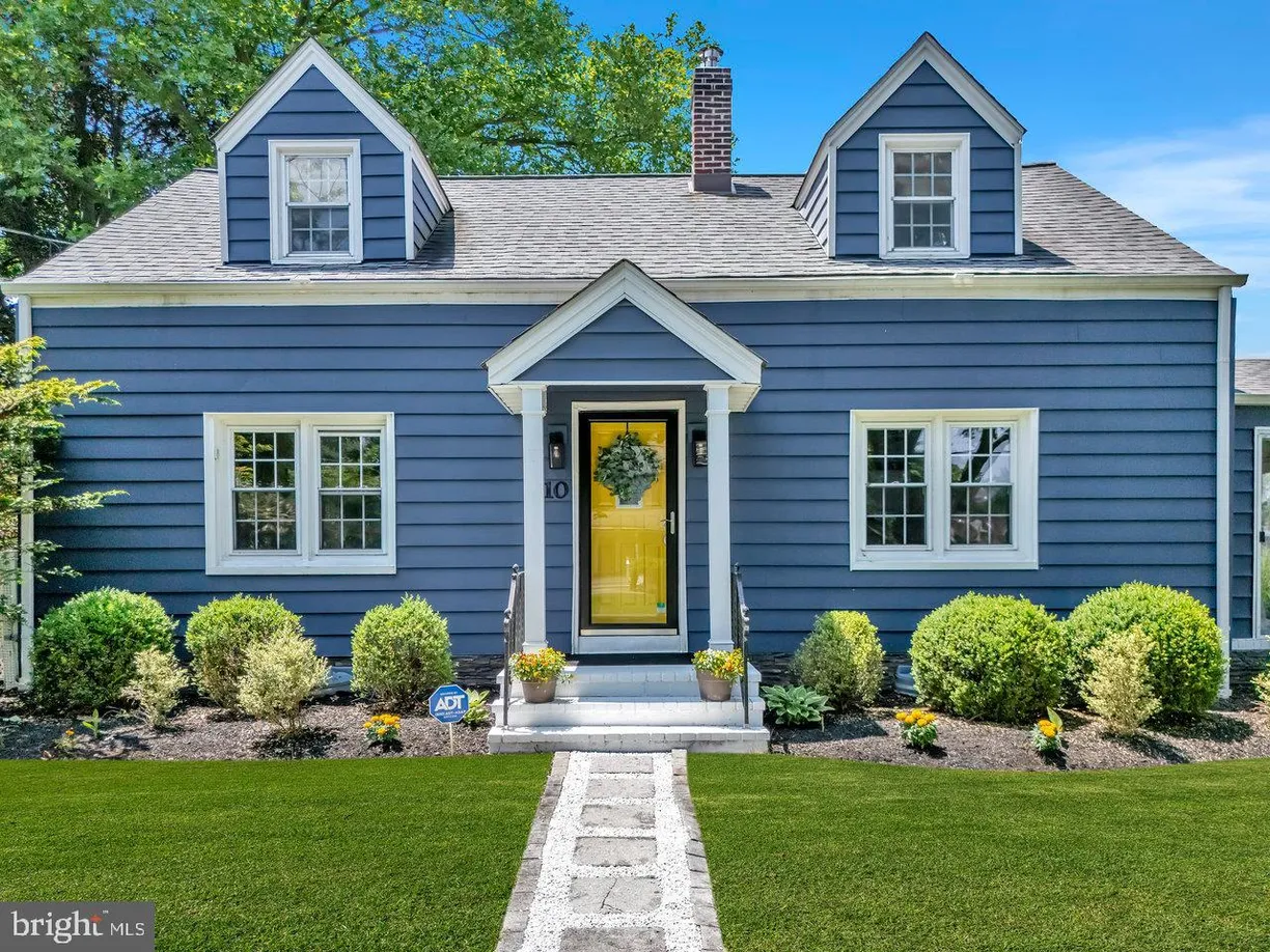 Central NJ/Bucks County, PA Real Estate | View 10 Shaw Drive | room 2