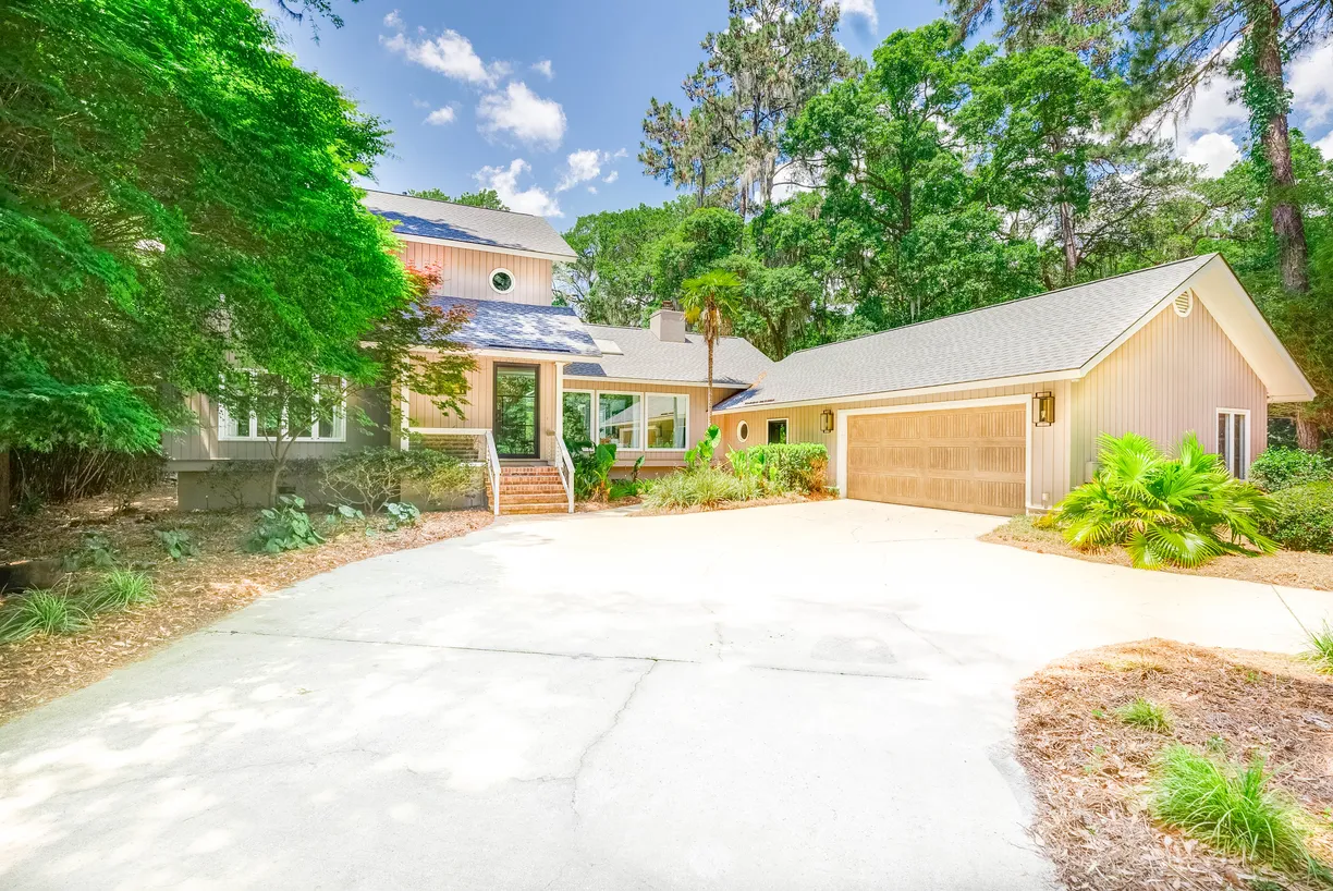 Savannah Real Estate | View 3 Waterford Lane | 3 Beds, 3 Baths