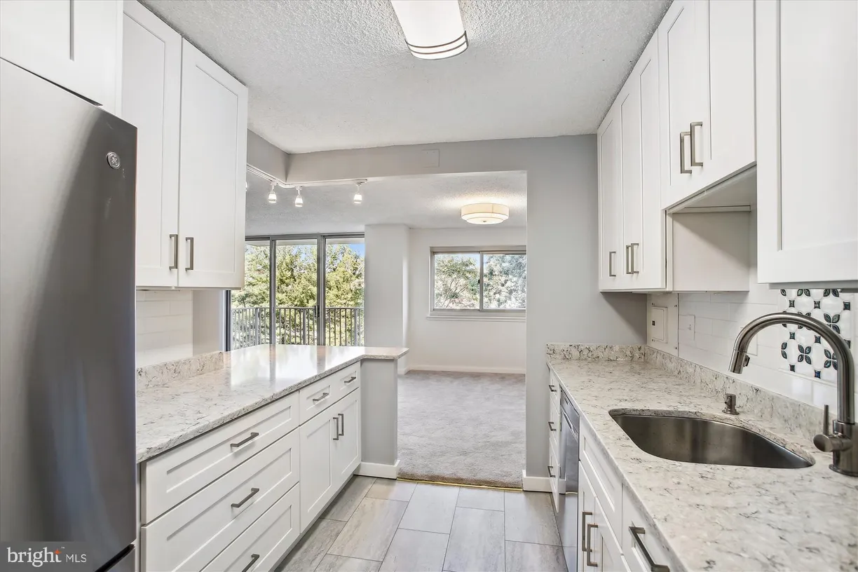 Washington Metro Area Real Estate | View 1225 Martha Custis Drive Unit# 219 | 3 Beds, 2 Baths