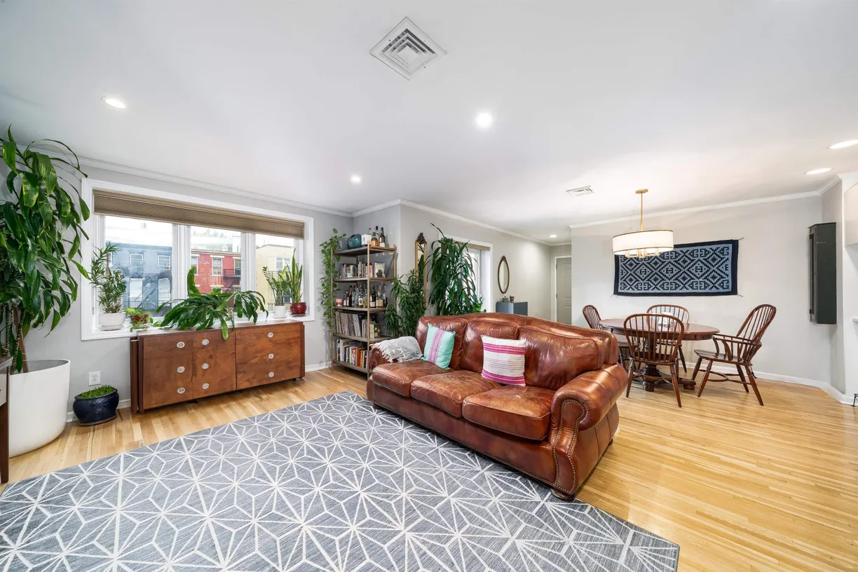 Jersey City/Hoboken Real Estate | View 1001 Clinton St | room 2