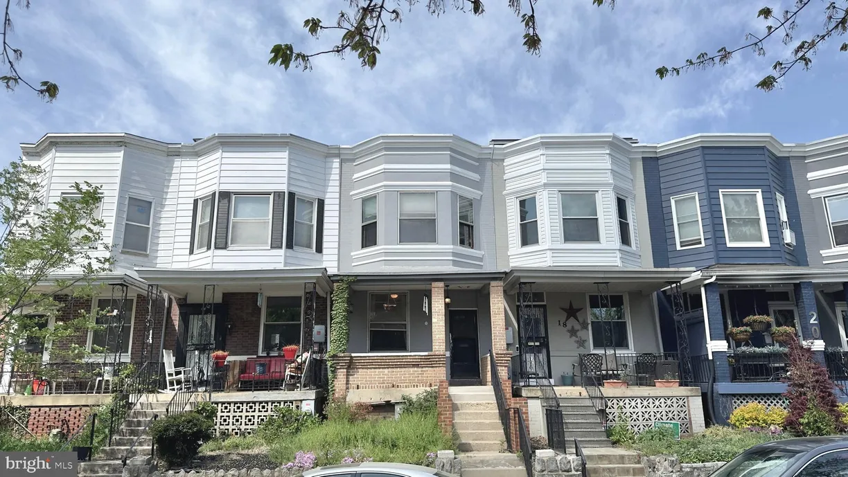 Washington Metro Area Real Estate | View 16 16th Street NE | 3 Beds, 2 Baths