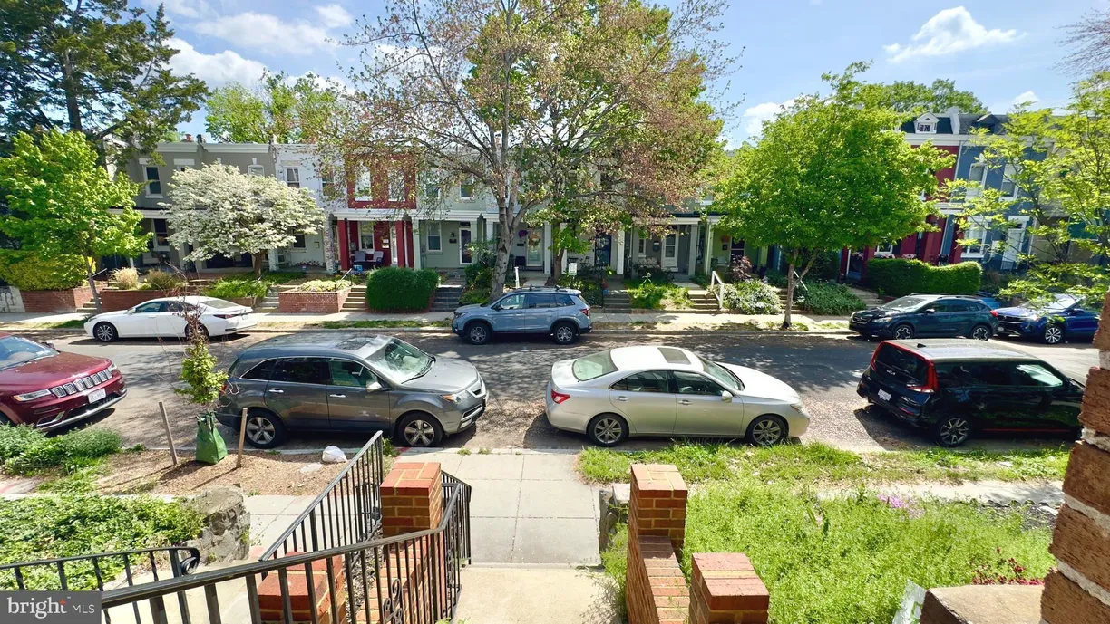 Washington Metro Area Real Estate | View 16 16th Street NE | room 1