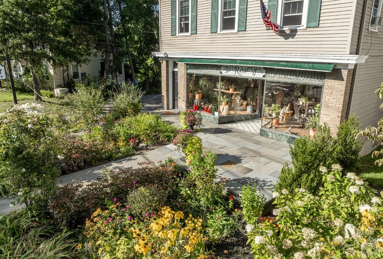 Hudson Valley Real Estate | View 128 Green Street | room 2