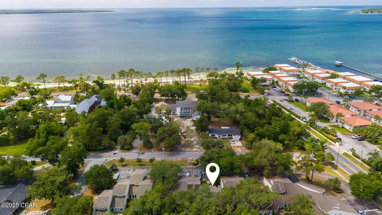 Northwest Florida Real Estate | View 2026 Baker Court Unit# 7 | room 1
