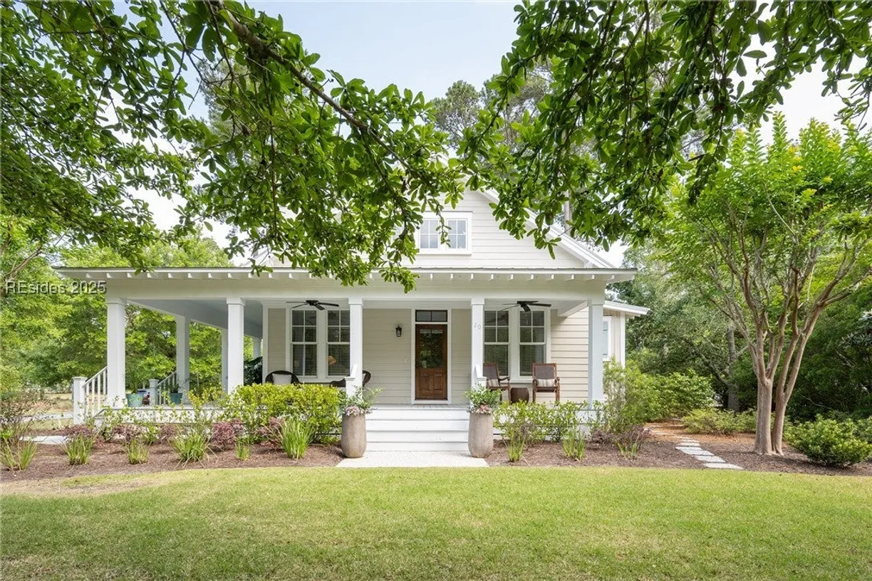 Charleston, SC Real Estate | View 20 Hunting Lodge Road | 2 Beds, 2 Baths