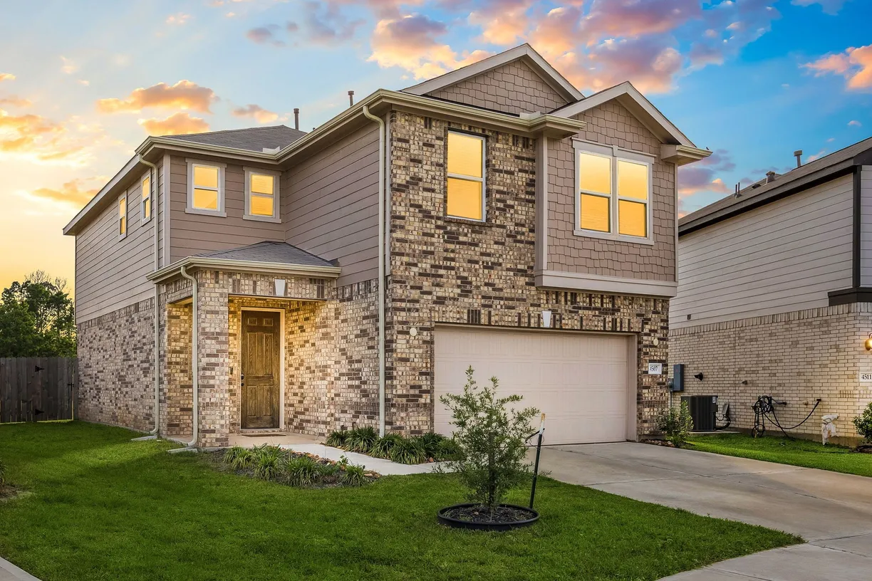 Houston Suburbs Real Estate | View 4507 Kellmore Court | 3 Beds, 2 Baths