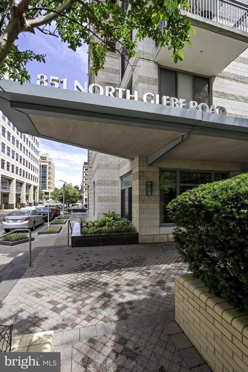Washington Metro Area Real Estate | View 851 N Glebe Road Unit# 1103 | room 1