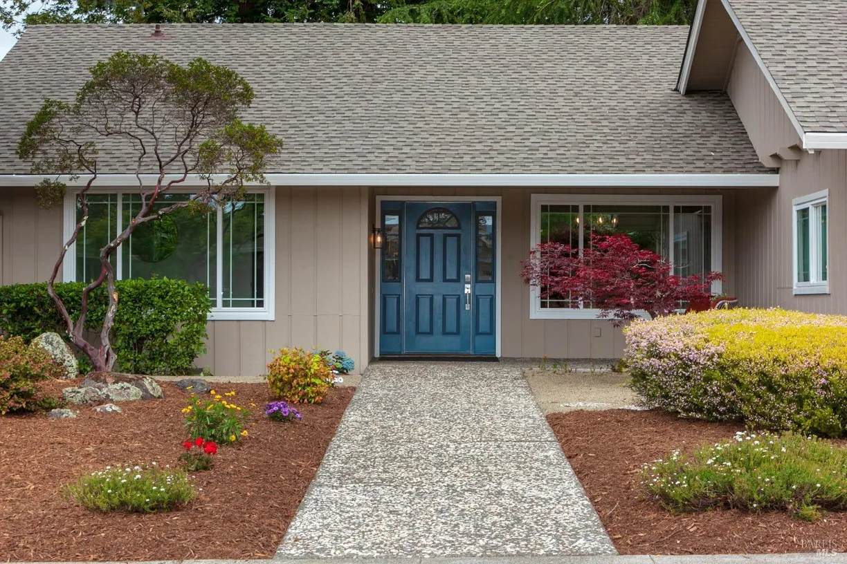 Northern California Real Estate | View 3 Pin Oak Place | 2 Beds, 2 Baths