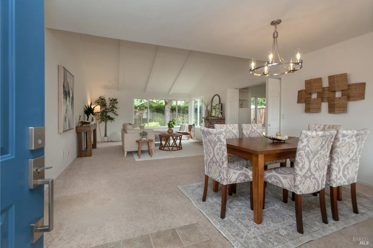 Northern California Real Estate | View 3 Pin Oak Place | room 2