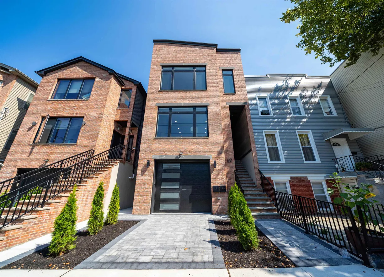 Jersey City/Hoboken Real Estate | View 92 Zabriskie St | 7 Beds, 4 Baths