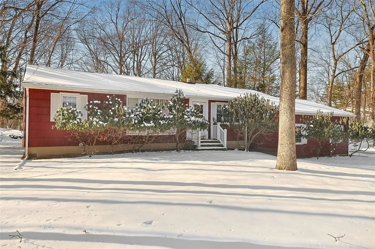 Rockland/Orange/NJ Real Estate | View 269 Spook Rock Road | room 2
