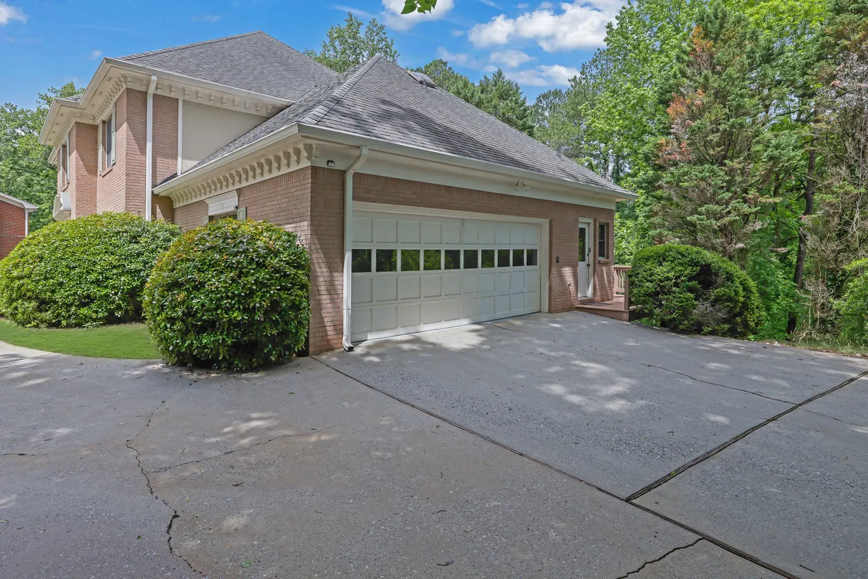 Athens, GA Real Estate | View 2795 Hawthorne Drive | 3
