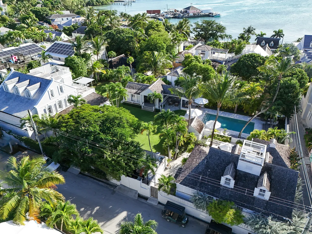 Bahamas Real Estate | View King's Street | 9 Beds, 8 Baths