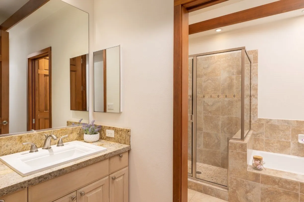 Hawaii Real Estate | View 73-1425 KUKUNA ST | room 11 | View 12