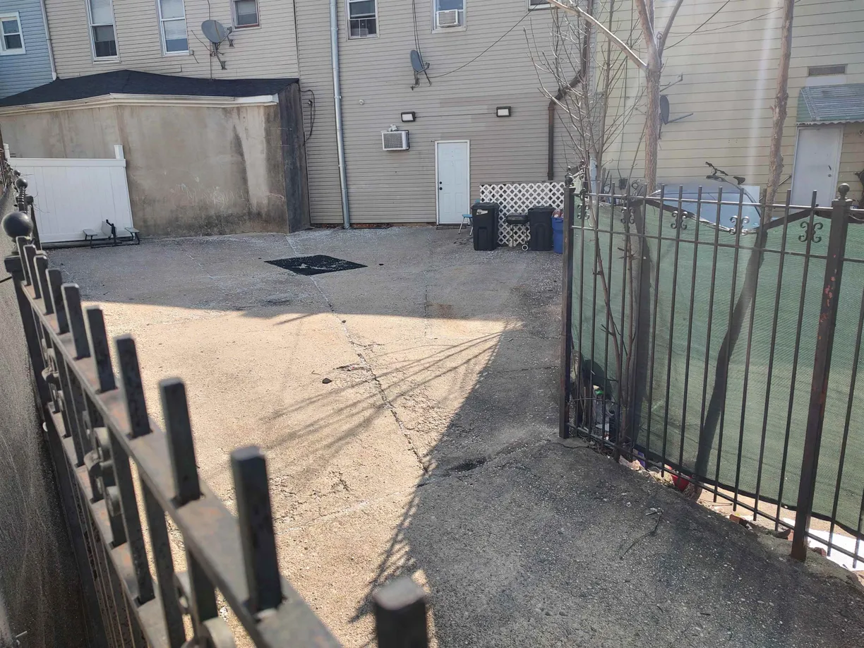 Jersey City/Hoboken Real Estate | View 225 Old Bergen Rd | room 2