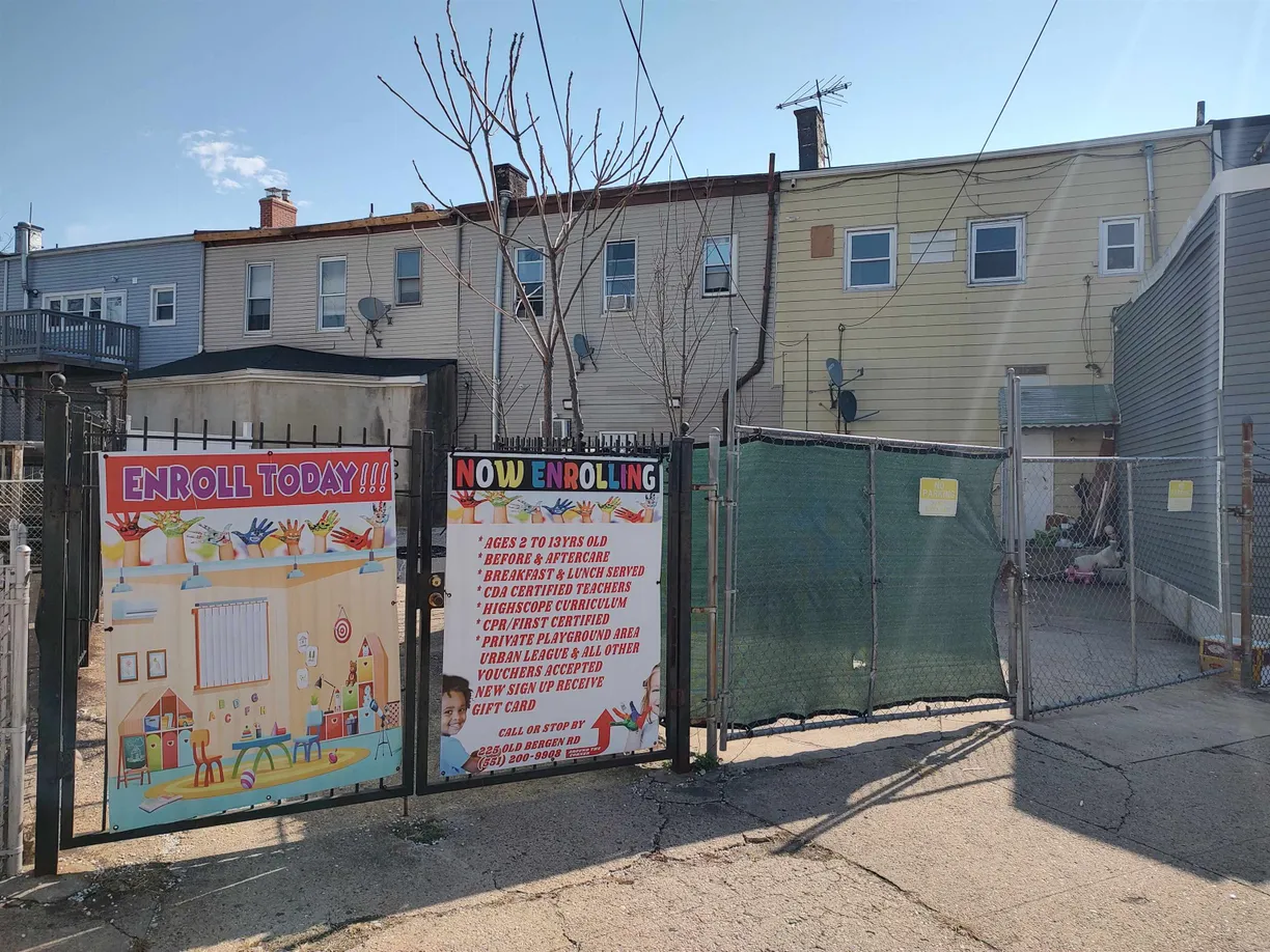 Jersey City/Hoboken Real Estate | View 225 Old Bergen Rd | room 1