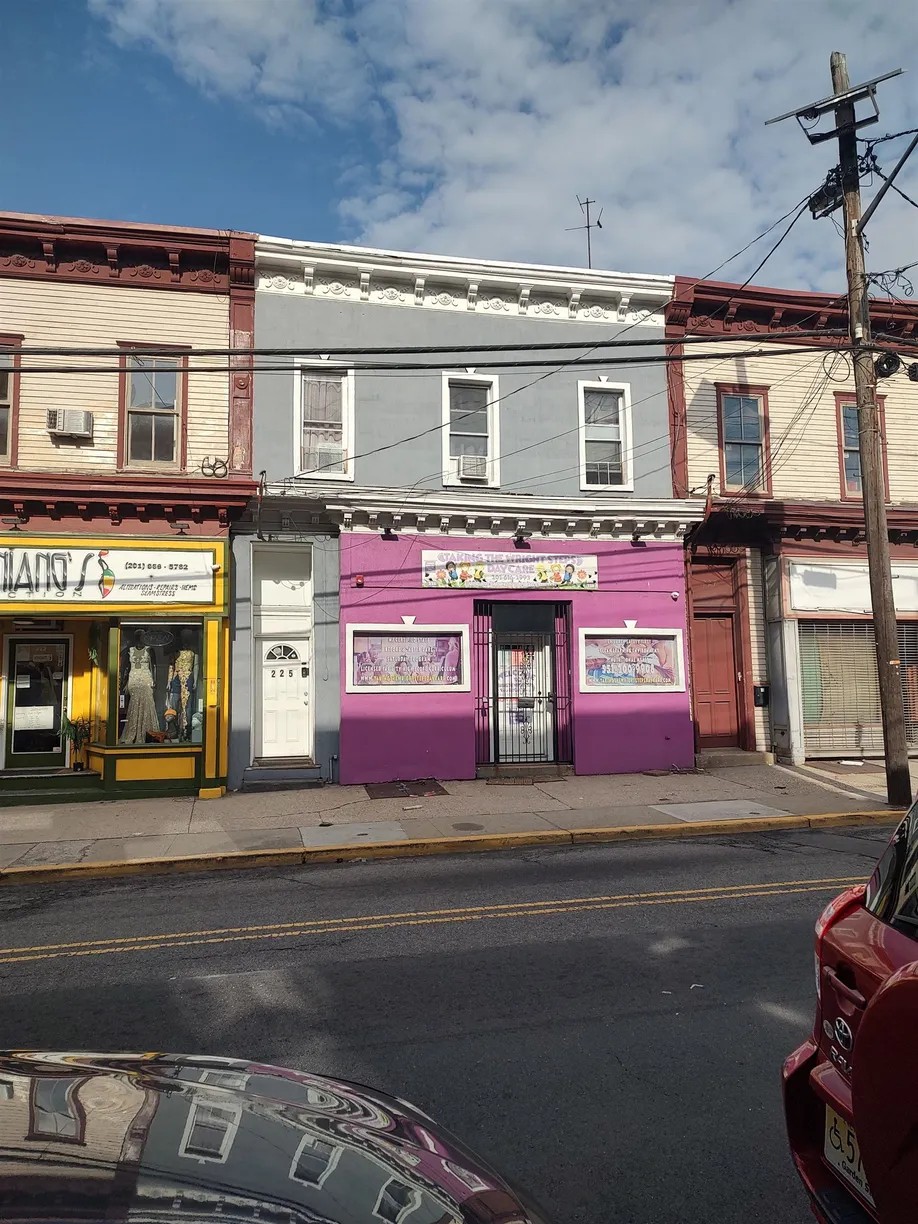 Jersey City/Hoboken Real Estate | View 225 Old Bergen Rd