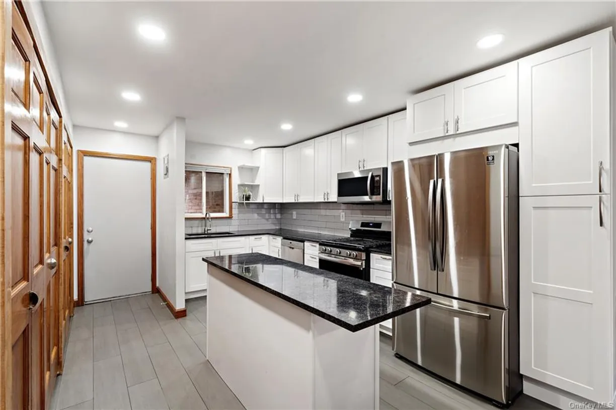 Rockland/Orange/NJ Real Estate | View 437 Palisade Avenue Unit# K1 | room 1