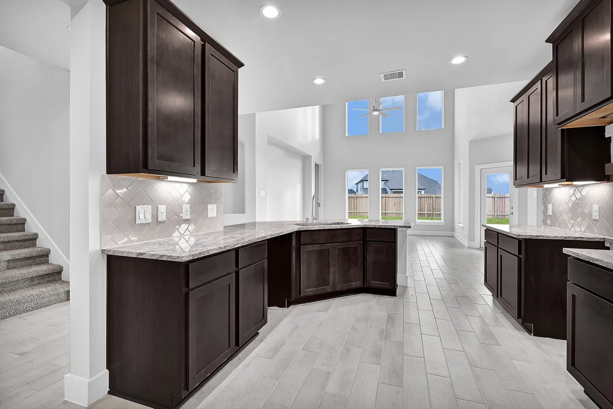 Houston Suburbs Real Estate | View 417 Piney Rocks Lane | room 1
