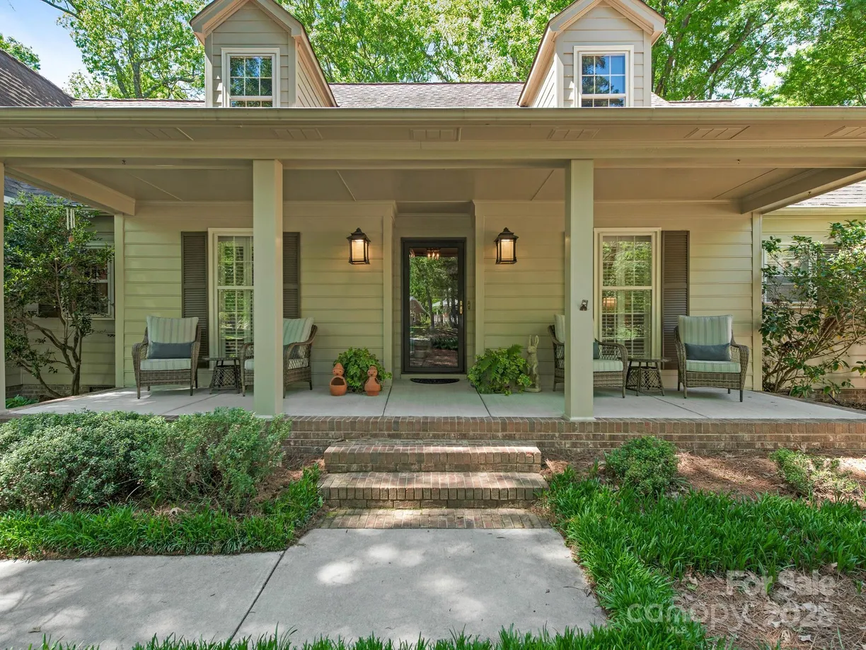 Charlotte Real Estate | View 5935 Winburn Lane | room 1