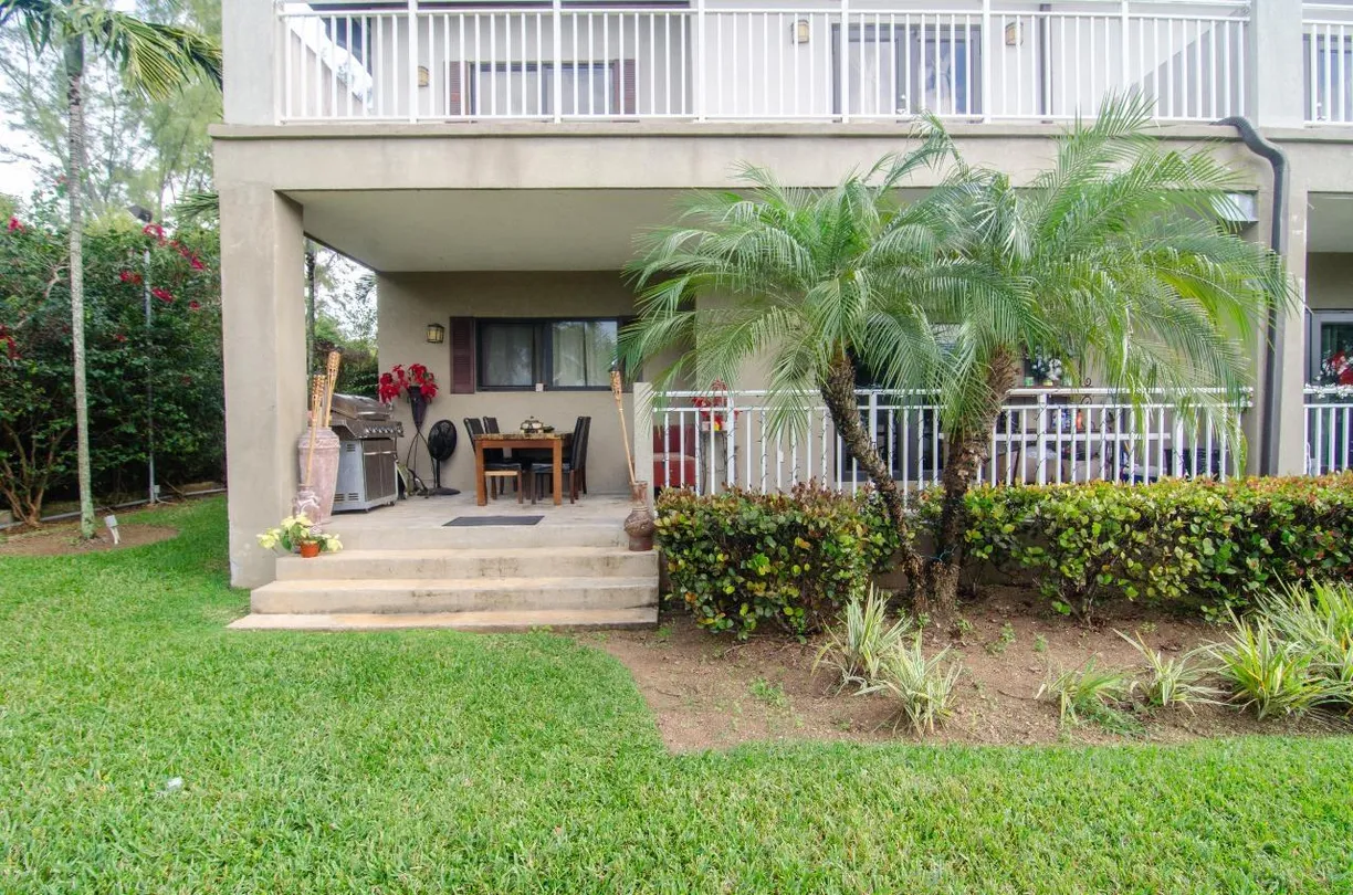 Bahamas Real Estate | View Venetian West #508 | room 2