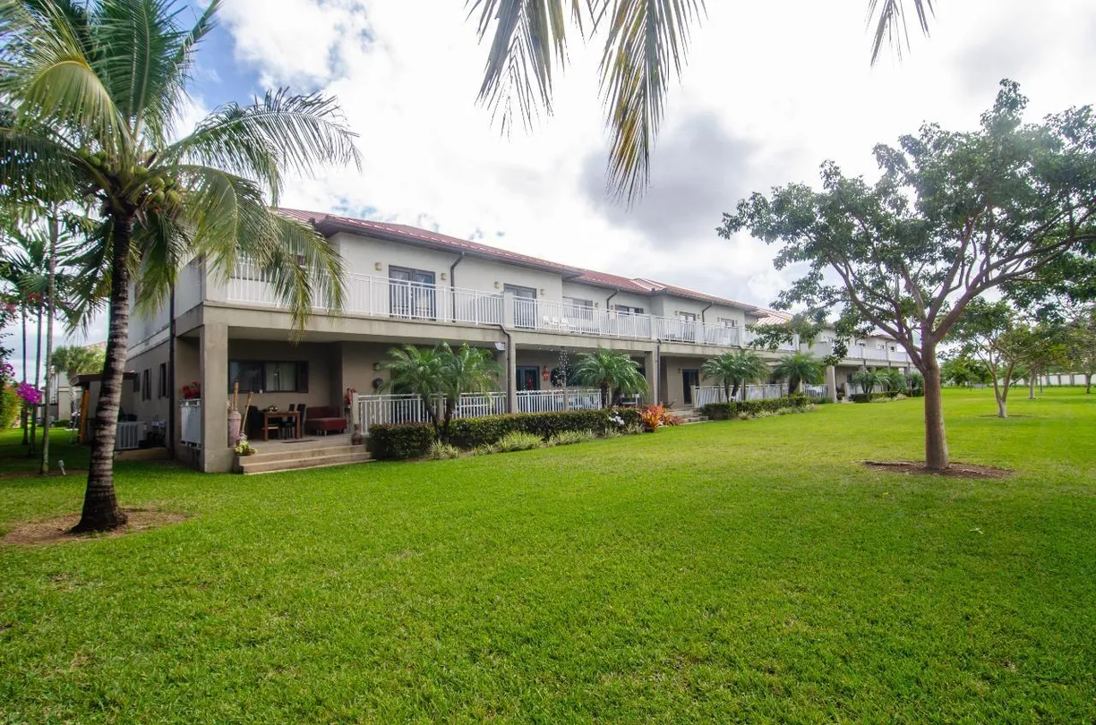 Bahamas Real Estate | View Venetian West #508 | 3 Beds, 2 Baths