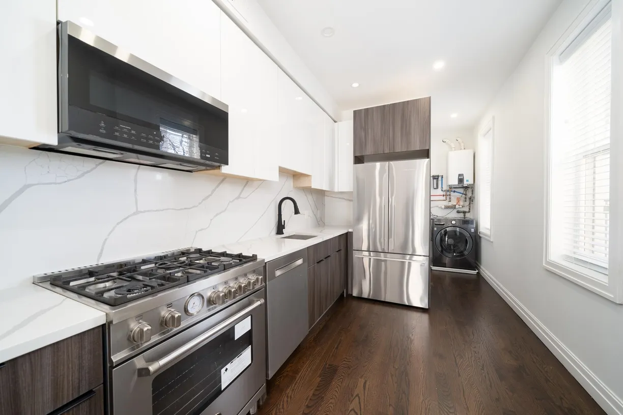 Jersey City/Hoboken Real Estate | View 6 Webster Ave Unit# 2L | room 1
