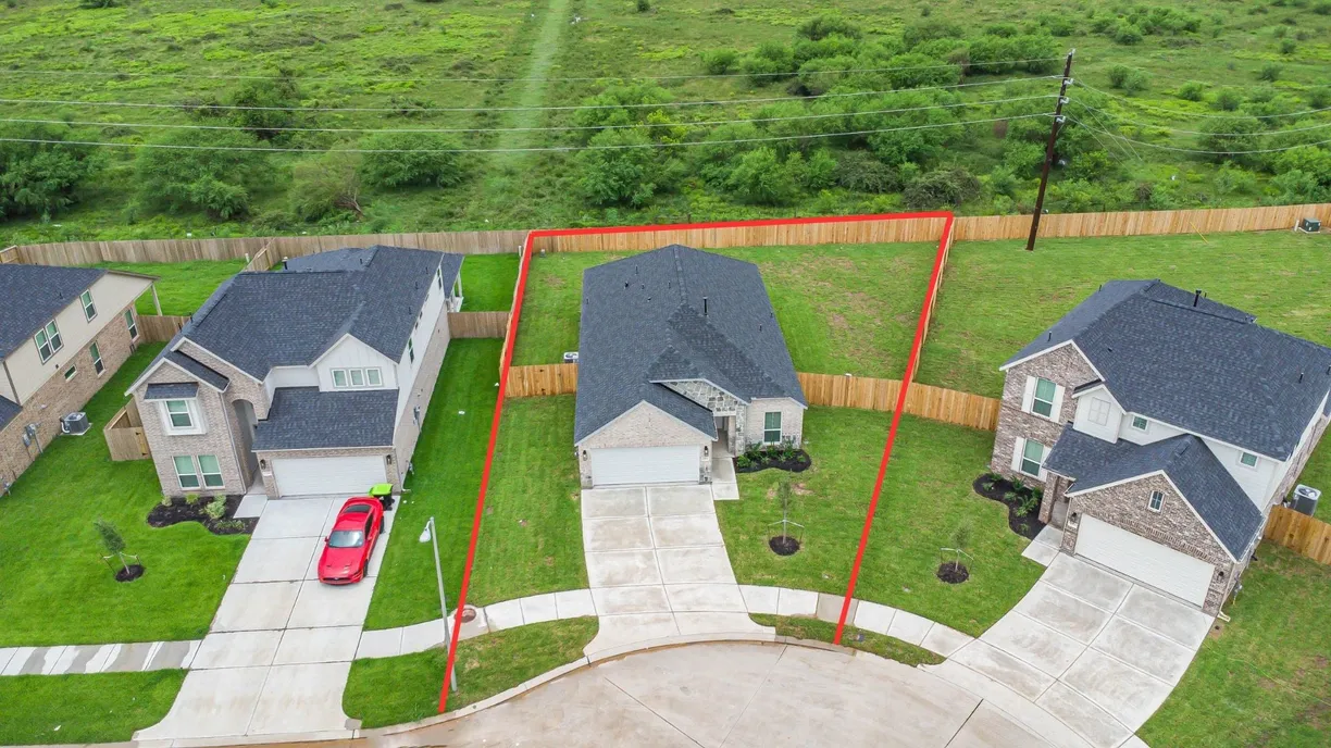 Houston Suburbs Real Estate | View 3202 Fogmist Drive | room 1