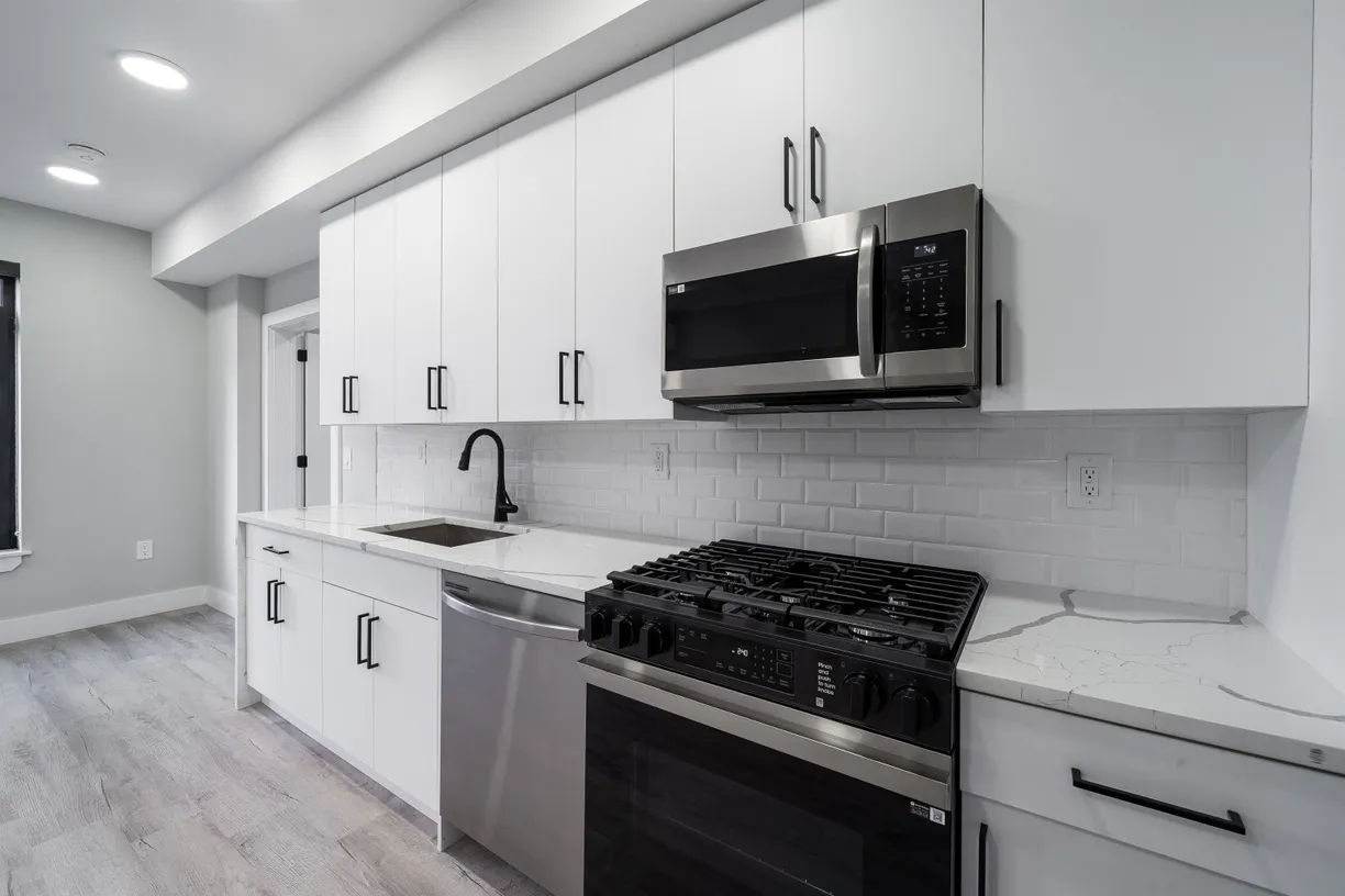 Jersey City/Hoboken Real Estate | View 80 Romaine Ave Unit# 2A | room 2